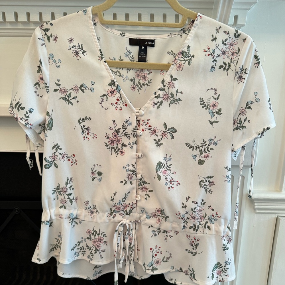 Aqua by Bloomingdales White Floral Button Down Blouse